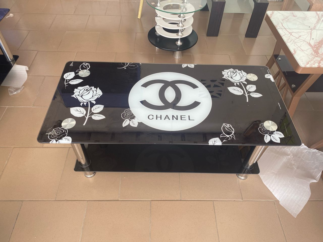 Table vitrée